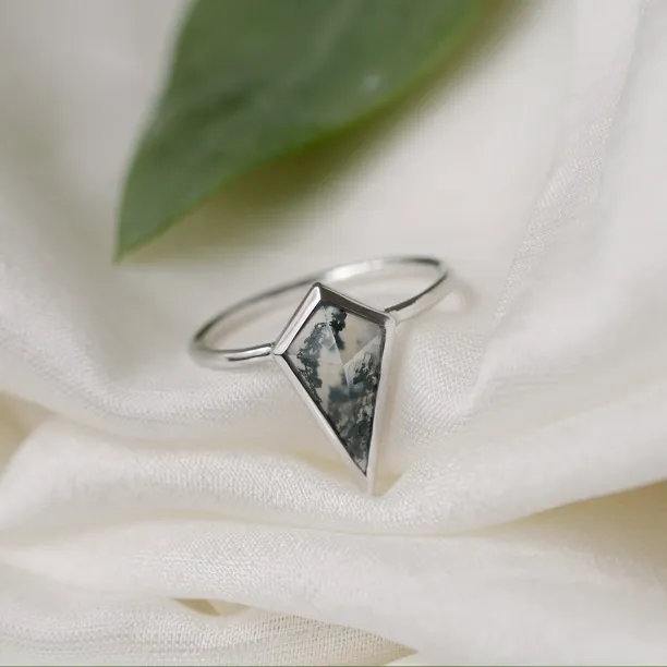 Zlatý prsten s mechový achátem DANA Image