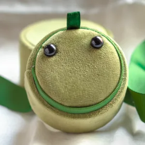 Black pearl studs VASKI Thumbnail