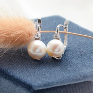Essential pearl earrings KLANI Thumbnail