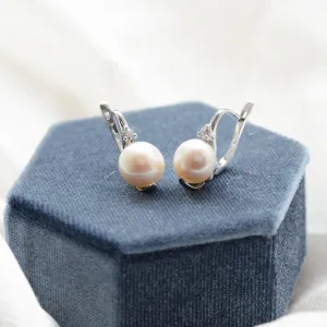 Essential pearl earrings KLANI Thumbnail