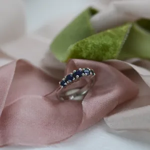 Zlatý prsten osazený safíry NIKKI Thumbnail