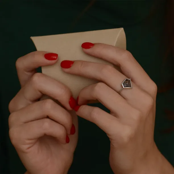 Zlatý minimalistický prsten s rutil quartzem ALMONTE Image