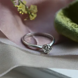 Zlatý minimalistický prsten s rutil quartzem BURGO Thumbnail