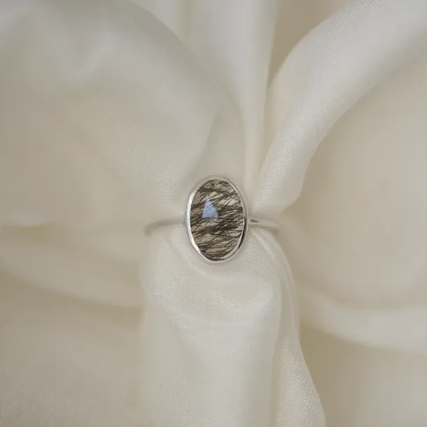 Zlatý minimalistický prsten s rutil quartzem VALENCIA Image