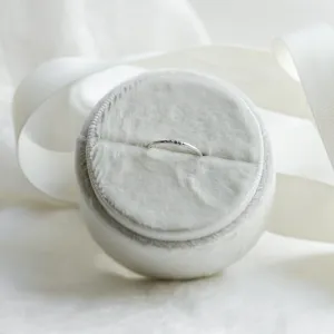 Zlatý minimalistický prsten s diamanty salt and pepper OLU Thumbnail