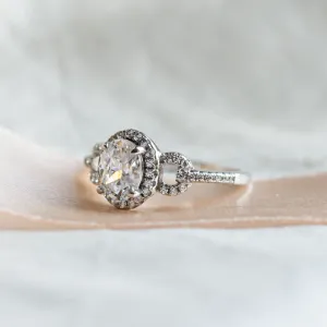 Luxury engagement ring with moissanites MERYL  Thumbnail