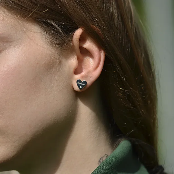 SVETTE name silver diamond earrings Image