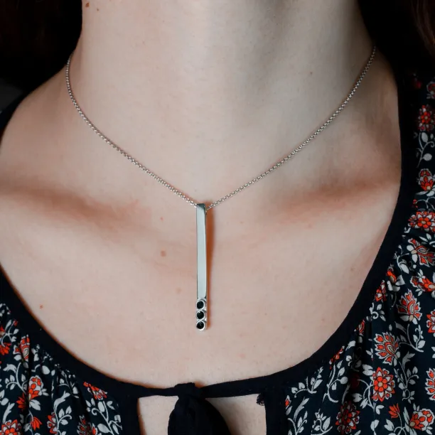 Originální zlatý náhrdelník se smaltem VAVEN Image