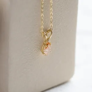 Gold pendant with orange lab grown diamond and classic diamond SOLARIS Thumbnail
