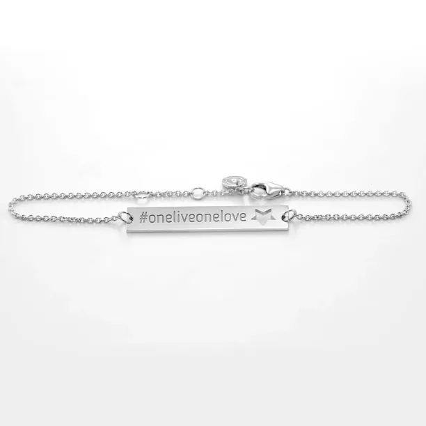 Gold bar bracelet with custom engraving REMA Image