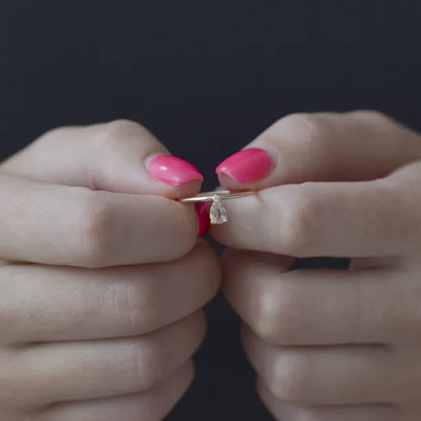 Prsten z růžového zlata s morganitem a diamantem MORGAN Image