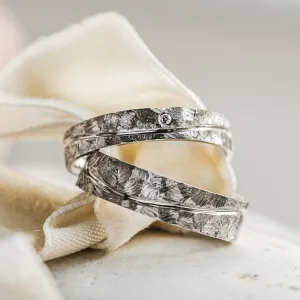 Gold wedding rings with scratched surface LUGO