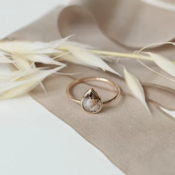 Zlatý prsten s diamantem salt and pepper XENA Image