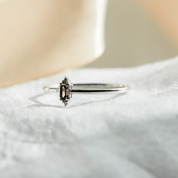 Gold ring with brown diamond KRISTEN Image