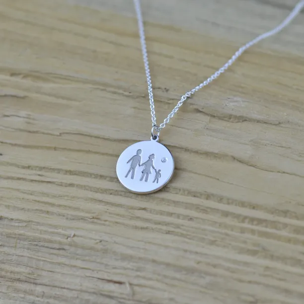 Stříbrný přívěsek s rytinou a diamantem TORI Image