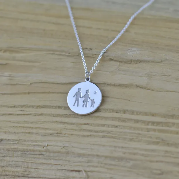 Zlatý přívěsek s rytinou a diamantem TORI Image