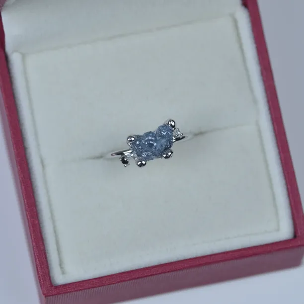 Prsten z zlata se surovým diamantem TRACY Image