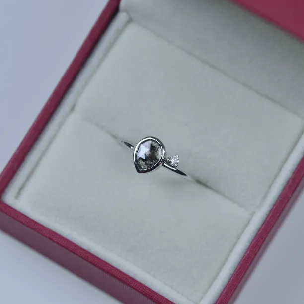 Zlatý prsten s diamantem salt and pepper 0.6ct MICHELLE Image