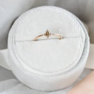 Gold ring with champagne diamond KYLIE Thumbnail