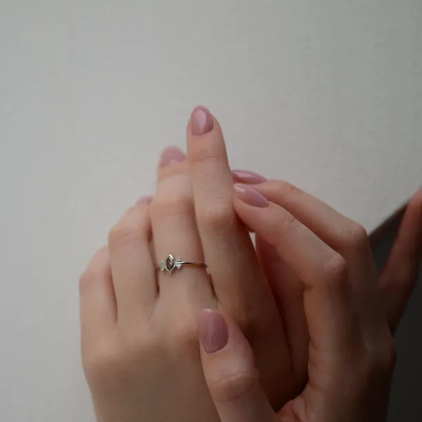 Zlatý prsten s diamantem salt and pepper 0.2ct SABI Image