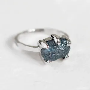 Gold ring with raw diamond VITA Thumbnail