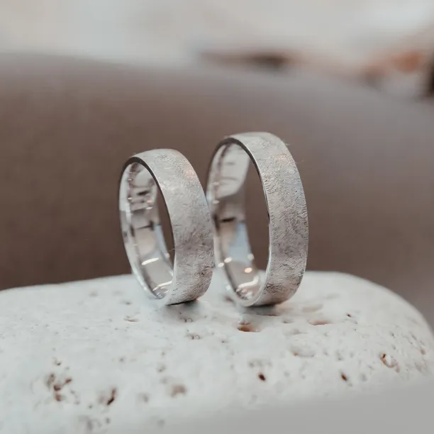 Platinové snubní prsteny KAWI Image