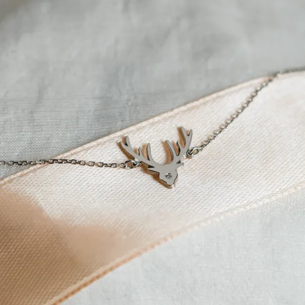 Zlatý náramek s motivem jelena a diamantem ELLEN Image