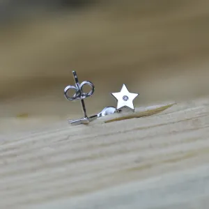 Stříbrné náušnice s diamantem EMILY Thumbnail