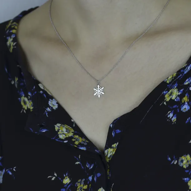 Zlatý přívěsek JANE ve tvaru vločky s diamantem Image