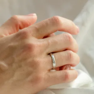 DRIS gold wedding rings