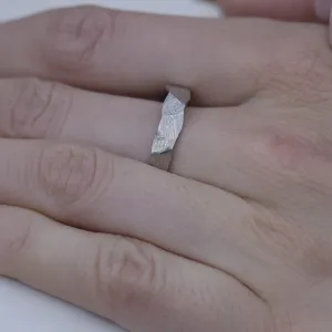 Gold wedding rings with a relief surface TRINVI Thumbnail