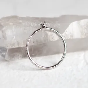 Minimalistický zlatý prsten s diamantem LAUDE Thumbnail