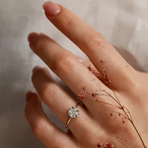 Stříbrný prsten ve tvaru květiny GRAC Thumbnail