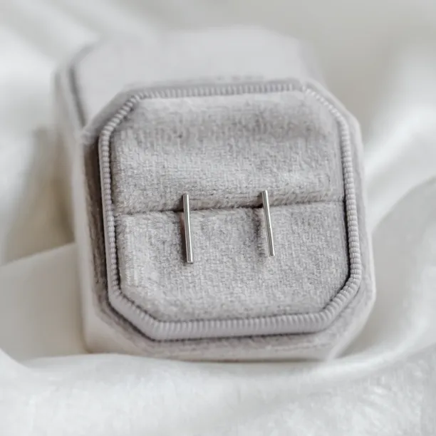 Zlaté minimalistické náušnice MALTE Image