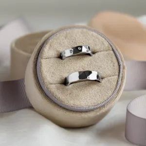 Reliéfní zlaté snubní prsteny s diamanty RONI Thumbnail