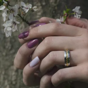 Snubní prsteny s reliéfem z kombinovaného zlata FIDES Thumbnail