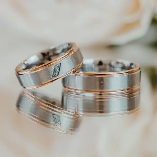 Snubní prsteny z kombinovaného zlata s diamanty LILLE Image