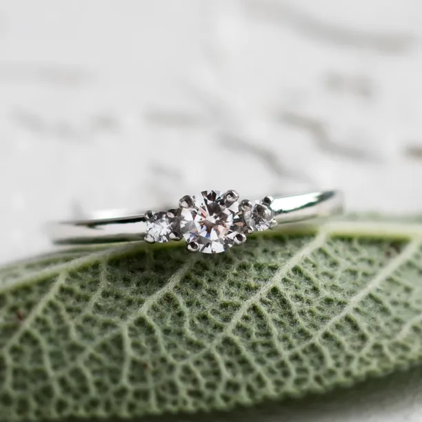 ARETE gold diamond ring Image