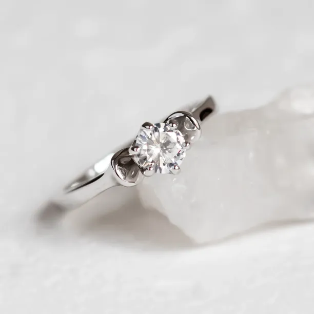 Zásnubní prsten s diamantem 0.4ct RISTE Image