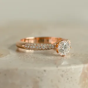 LIVKE classic gold diamond engagement ring Thumbnail