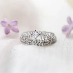 HEBO gold engagement ring in the shape of crown Thumbnail