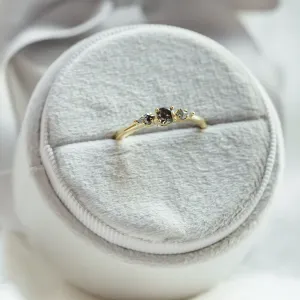 Gold ring with three salt and pepper diamonds SOARIS Thumbnail