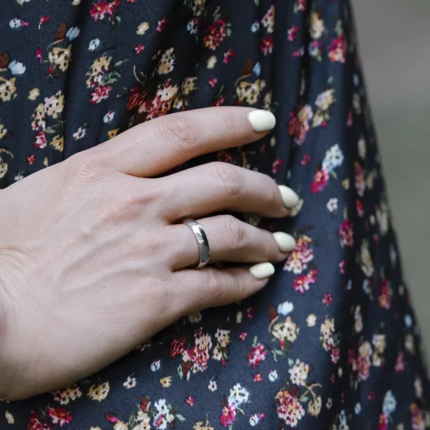 Komfortní snubní prsteny z bílého zlata TESSA Image