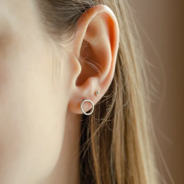 Zlaté minimalistické náušnice karma USKE Image