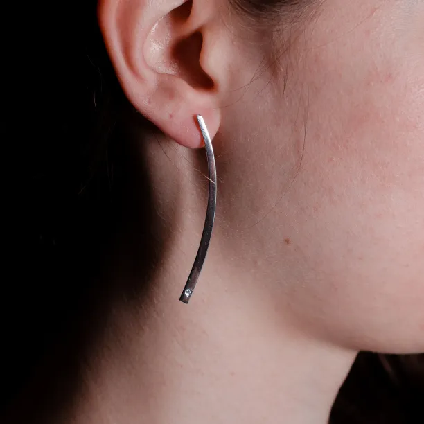 Atypické náušnice ze zlata s diamantem YORDE Image