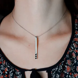 Originální stříbrný náhrdelník se smaltem VAVEN Thumbnail