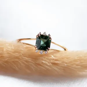 Gold ring with teal sapphire and diamonds ESMÉ Thumbnail