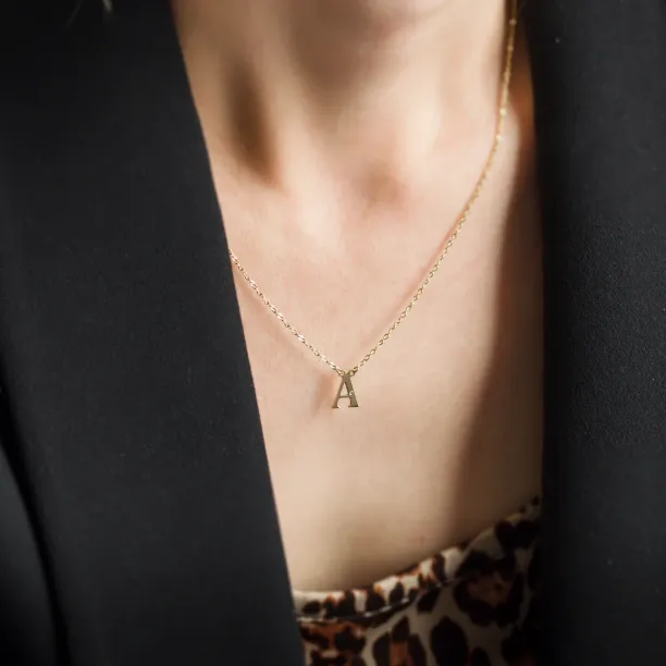 VERTE Name gold diamond pendant Image