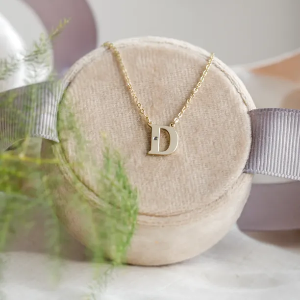 VERTE Name gold diamond pendant Image