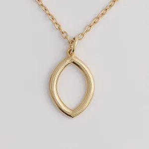 Minimalistický zlatý náhrdelník s přívěskem ve tvaru markýz HILARY